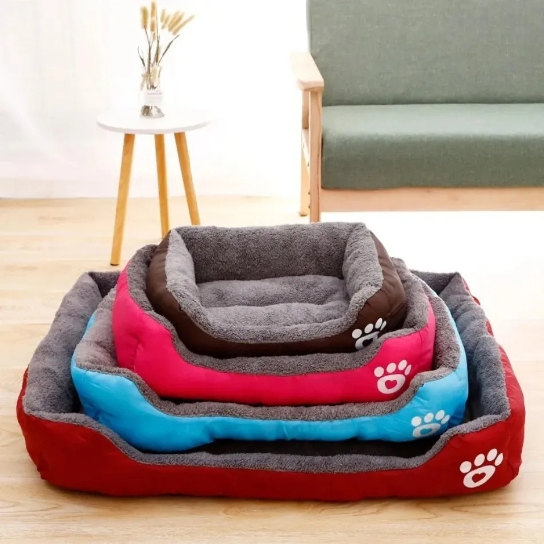 Cama Almofada Quadrada Flanelada com Tecido Oxford Resistente