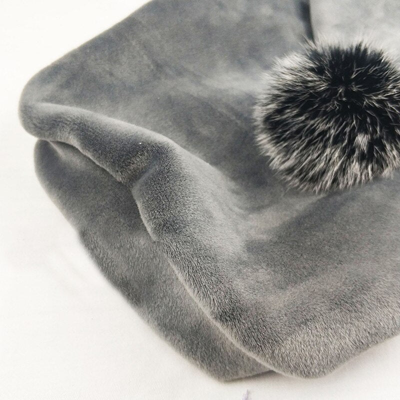 Pet Pomp sweatshirt