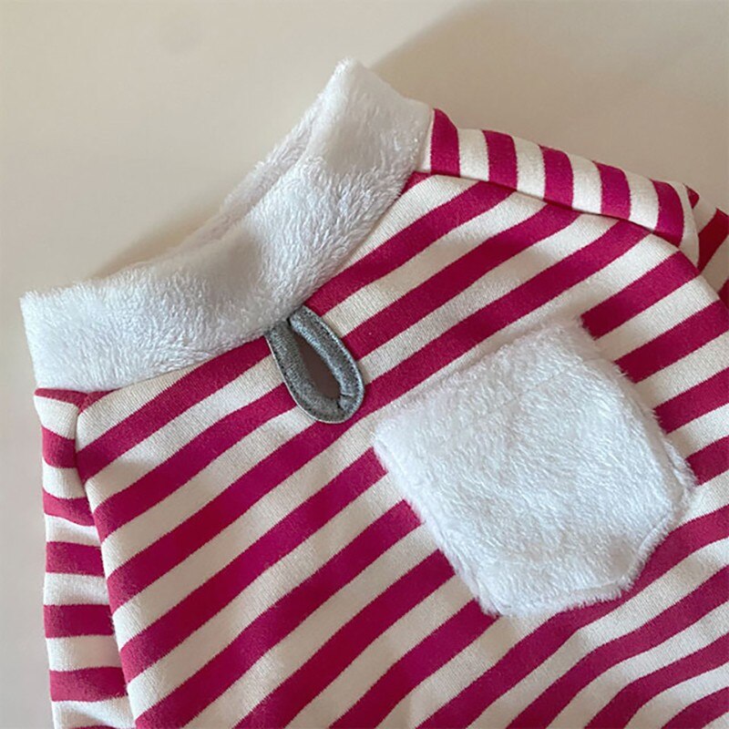 Sweatshirt with Santa Claus scarf 