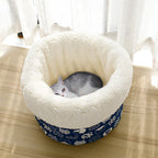 Pet Sleeping Bag with Pickles 
