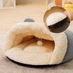 Wolf's Little House Pet Bed