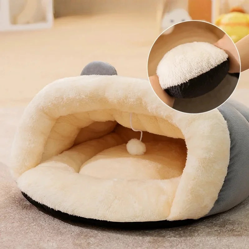 Wolf's Little House Pet Bed