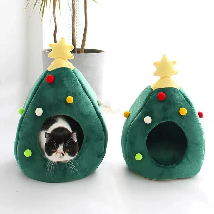 Christmas Pet Hideaway 