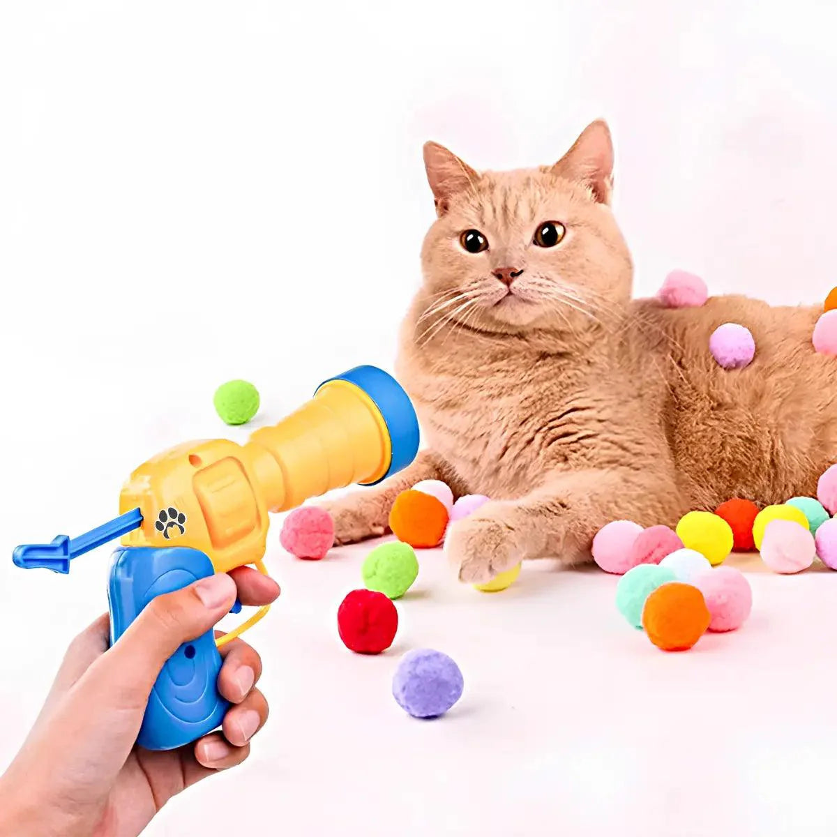 Lançador de Bolinhas para Gatos com 100 Bolinhas Grátis